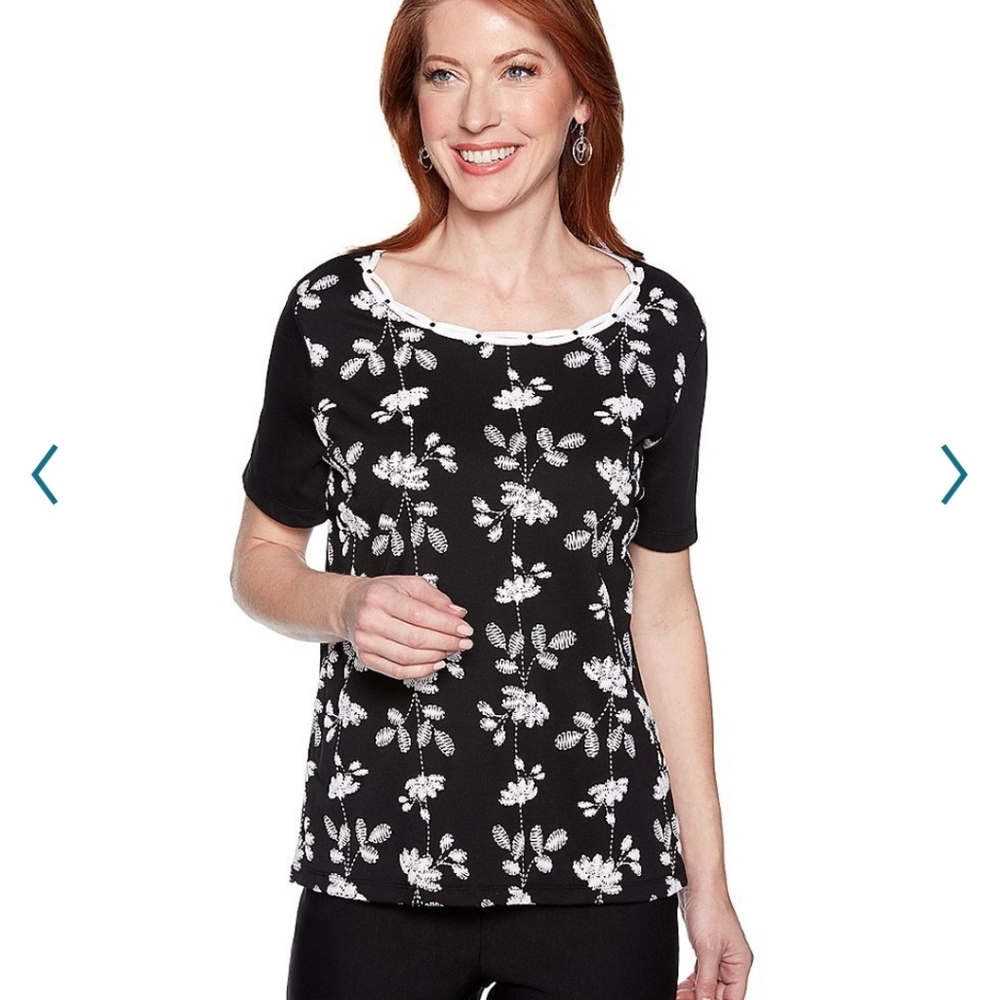 Alfred Dunner Petite Embellished Floral Top!